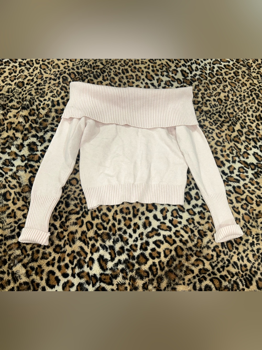 Women's Light Pink Ribbed Sweater - L